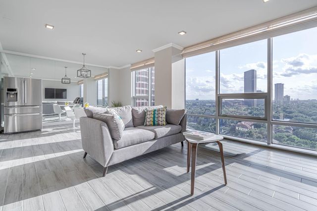5100 San Felipe Street 137, Houston, TX 77056