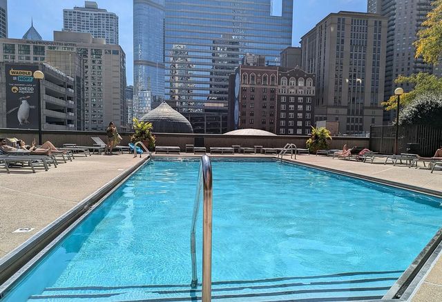 10 E ONTARIO Street 4607, Chicago, IL 60611