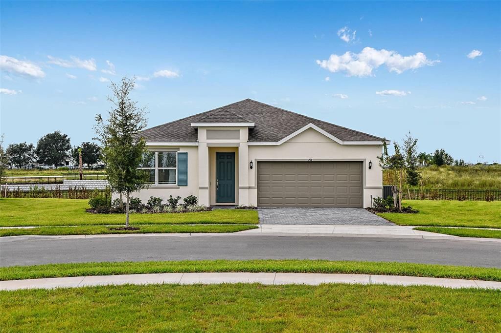 710 LEMON AVENUE, Fruitland Park, FL 34731