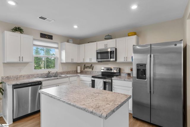 220 Brooklane Court, Easley, SC 29642