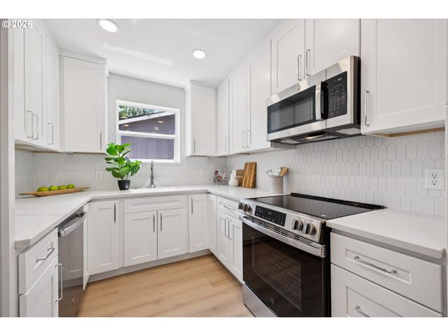 8805 Se 28TH Ave, Milwaukie, OR 97222