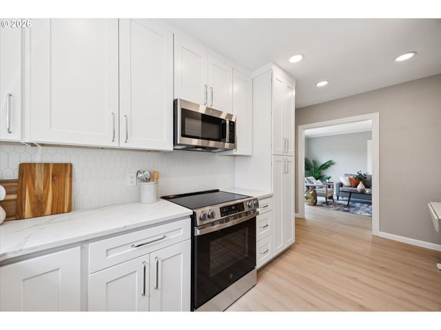 8805 Se 28TH Ave, Milwaukie, OR 97222