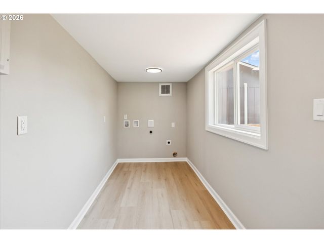 8805 Se 28TH Ave, Milwaukie, OR 97222
