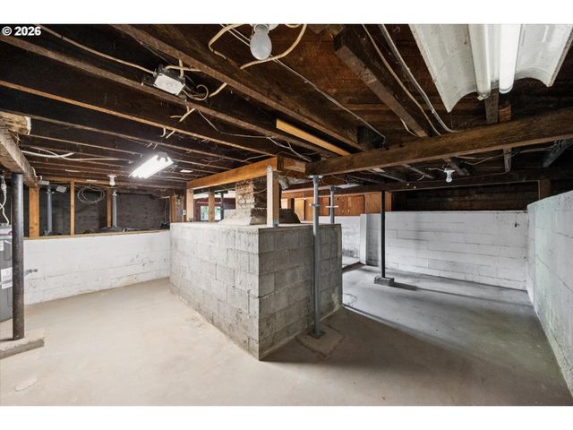 8805 Se 28TH Ave, Milwaukie, OR 97222