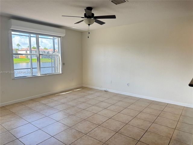 11482 NW 69th Ter, Doral, FL 33178