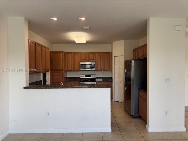 11482 NW 69th Ter, Doral, FL 33178