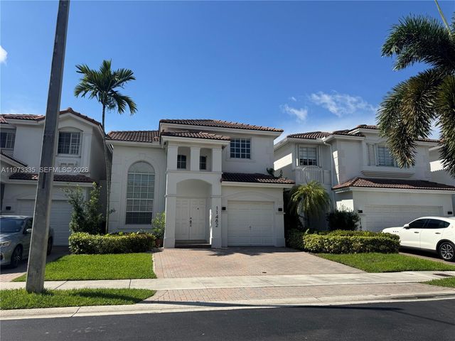 11482 NW 69th Ter, Doral, FL 33178