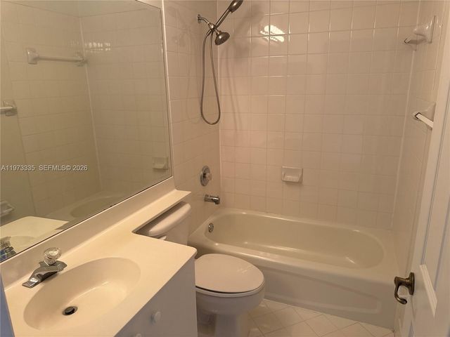 11482 NW 69th Ter, Doral, FL 33178