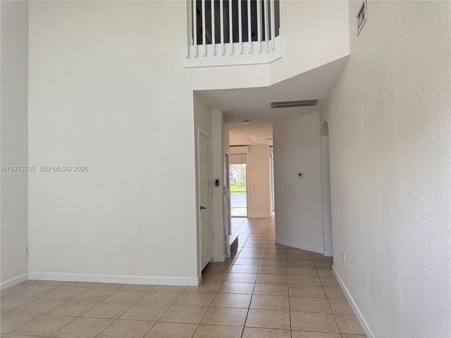 11482 NW 69th Ter, Doral, FL 33178