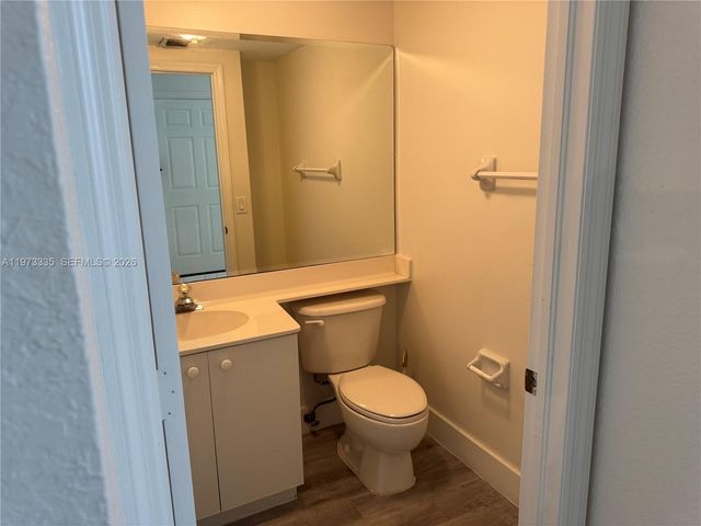 11482 NW 69th Ter, Doral, FL 33178