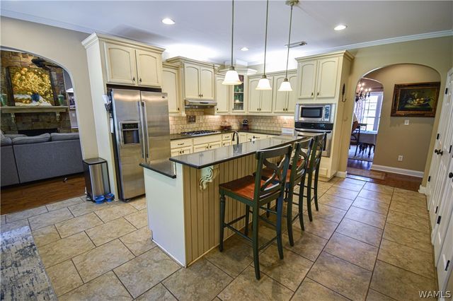 11927 Aspenwood, Moundville, AL 35474