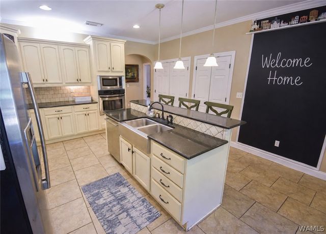 11927 Aspenwood, Moundville, AL 35474