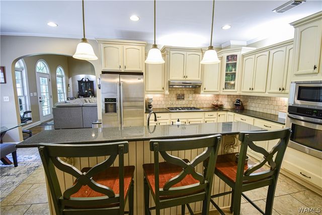 11927 Aspenwood, Moundville, AL 35474