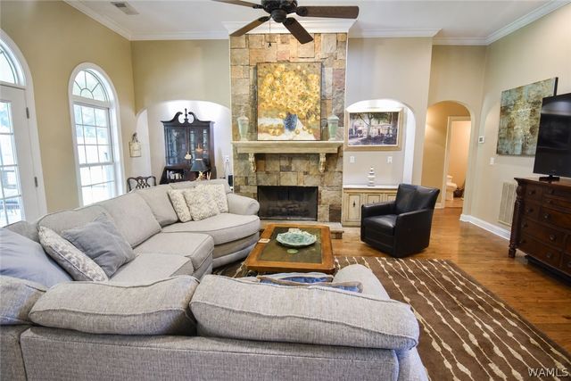 11927 Aspenwood, Moundville, AL 35474