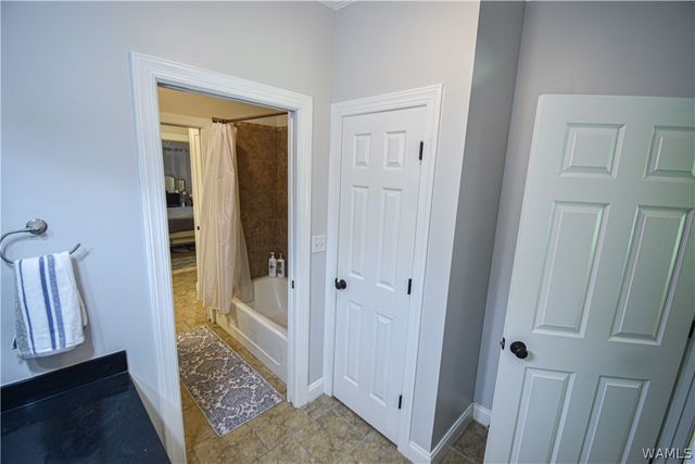 11927 Aspenwood, Moundville, AL 35474