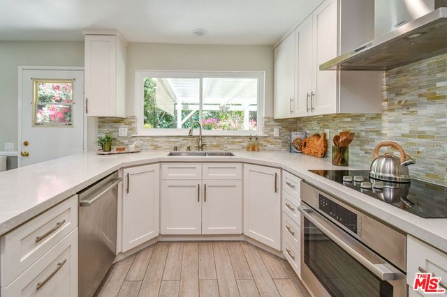 10828 Amigo Avenue, Porter Ranch, CA 91326