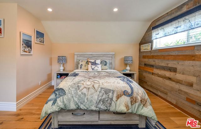 10828 Amigo Avenue, Porter Ranch, CA 91326