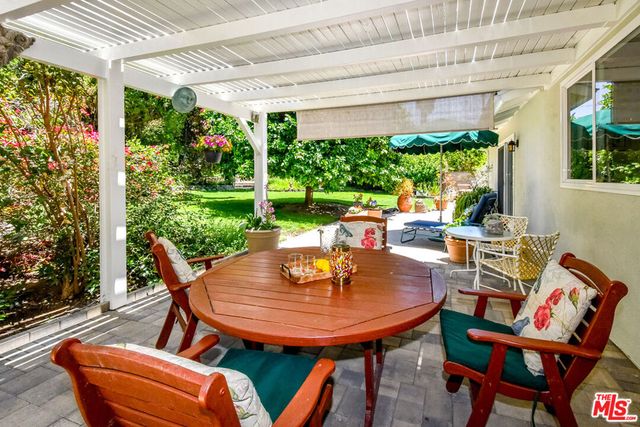 10828 Amigo Avenue, Porter Ranch, CA 91326