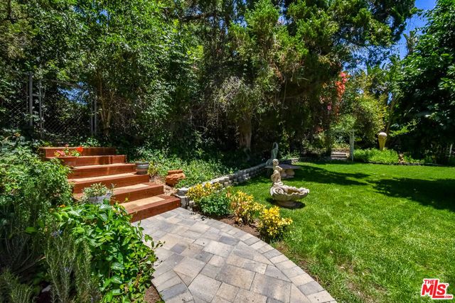 10828 Amigo Avenue, Porter Ranch, CA 91326