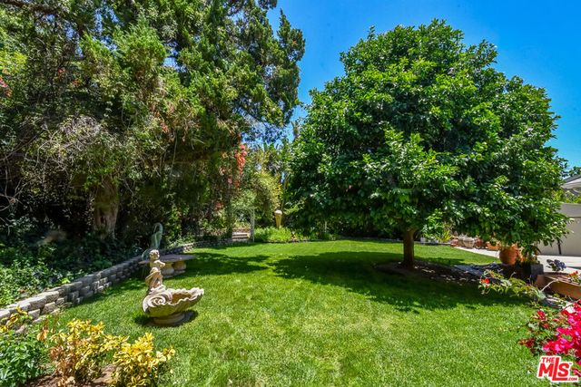 10828 Amigo Avenue, Porter Ranch, CA 91326