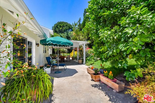 10828 Amigo Avenue, Porter Ranch, CA 91326
