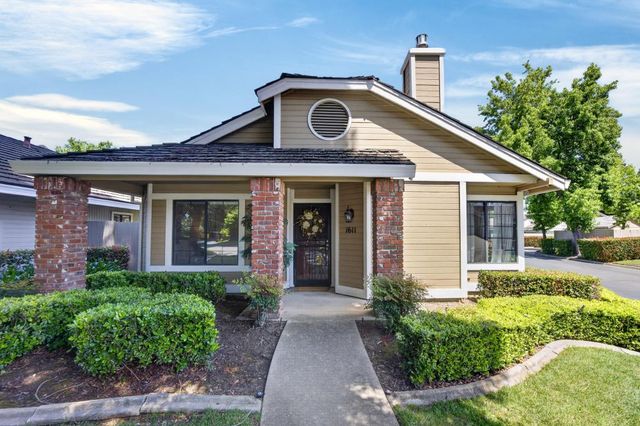 1611 Woodhill Dr, Roseville, CA 95661