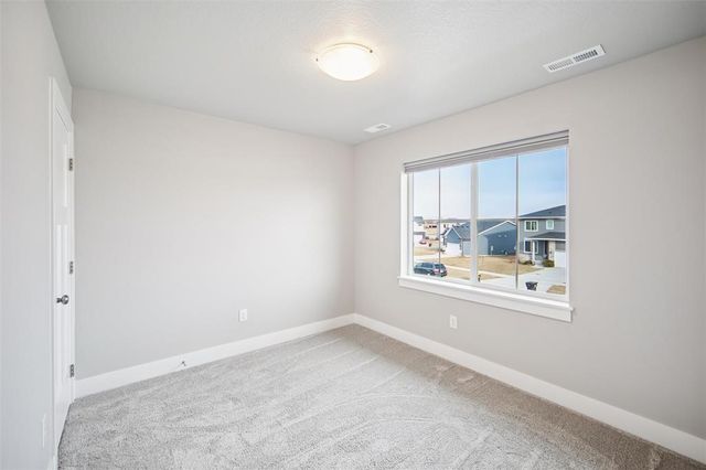 670 SE Booth Avenue, Waukee, IA 50263