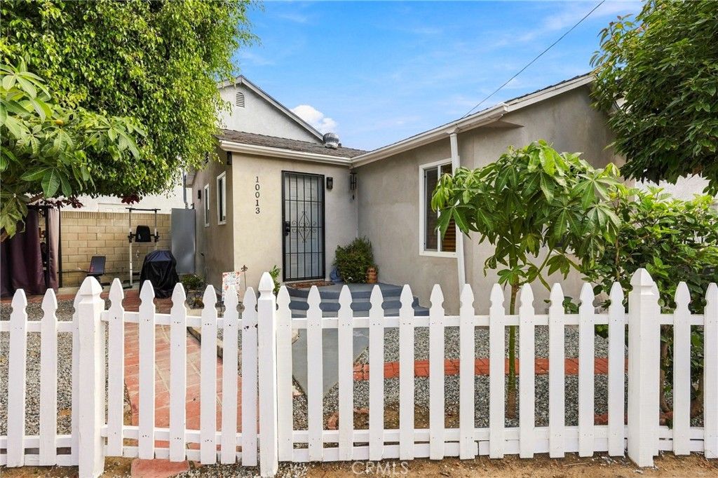10013 Flora Vista, Bellflower, CA 90706 — exterior