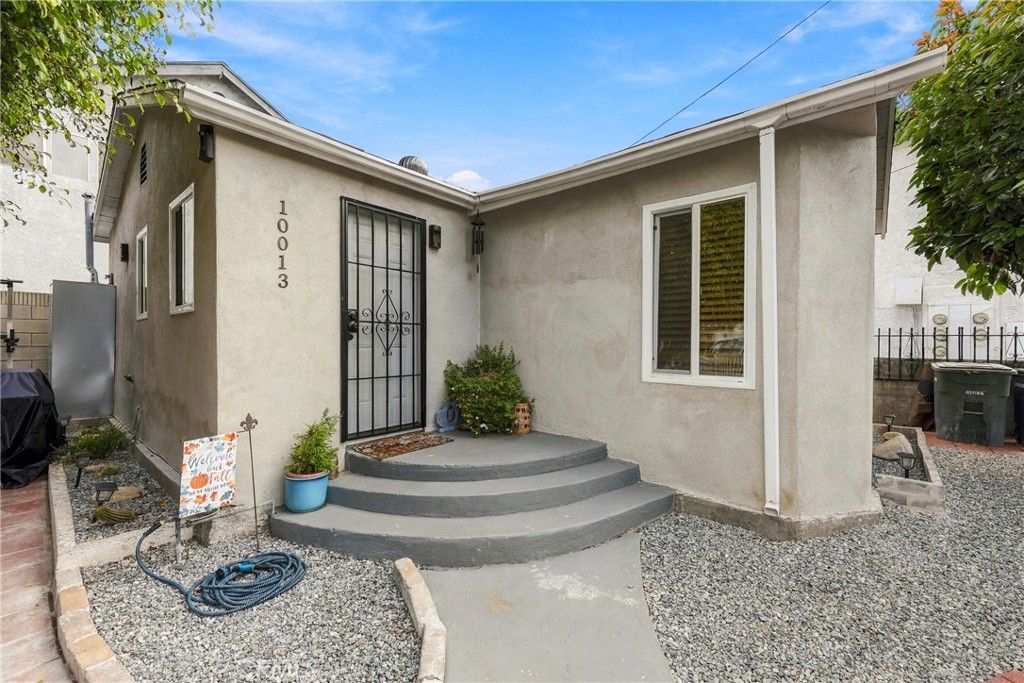 10013 Flora Vista, Bellflower, CA 90706 — photo 2