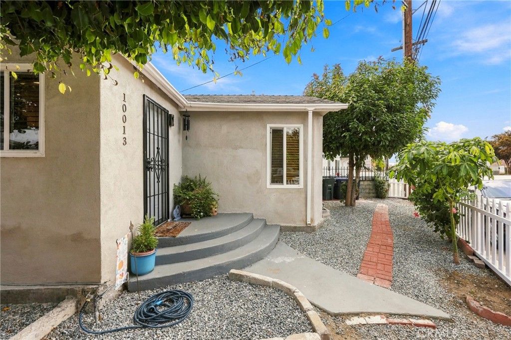 10013 Flora Vista, Bellflower, CA 90706 — photo 4