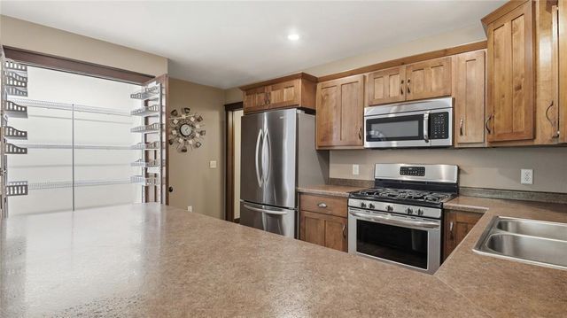 2808 Swallowtail Court, Altoona, WI 54720