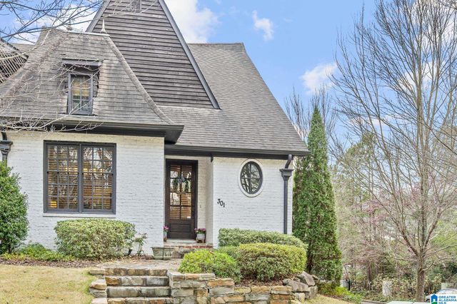 301 HERITAGE DRIVE, Hoover, AL 35216
