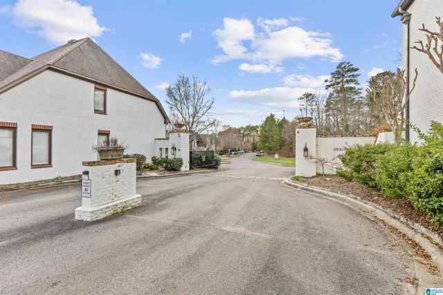 301 HERITAGE DRIVE, Hoover, AL 35216