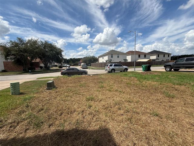9733 Fabiola Drive, Houston, TX 77075