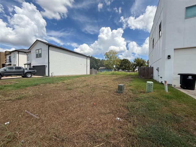 9733 Fabiola Drive, Houston, TX 77075