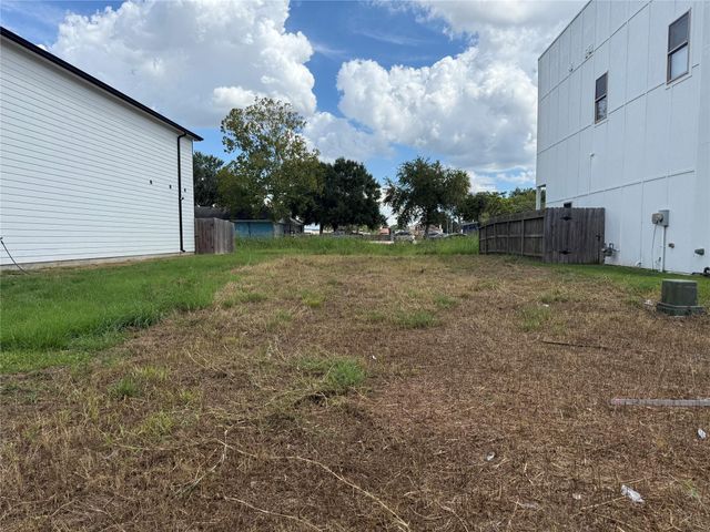 9733 Fabiola Drive, Houston, TX 77075