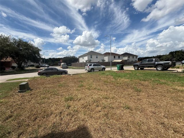 9733 Fabiola Drive, Houston, TX 77075