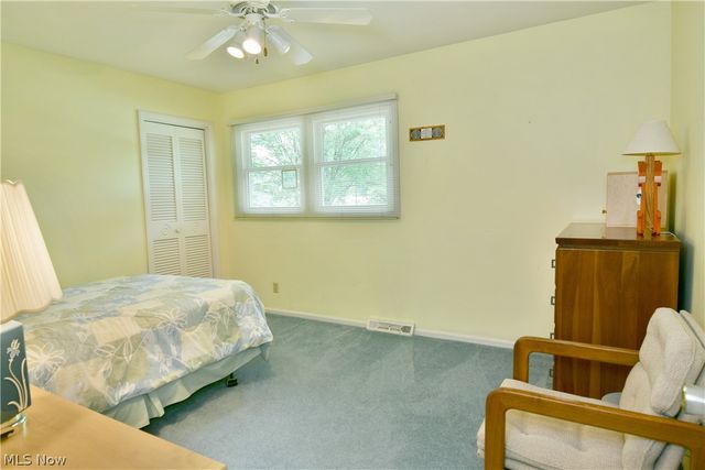5841 Sampson Drive, Girard, OH 44420