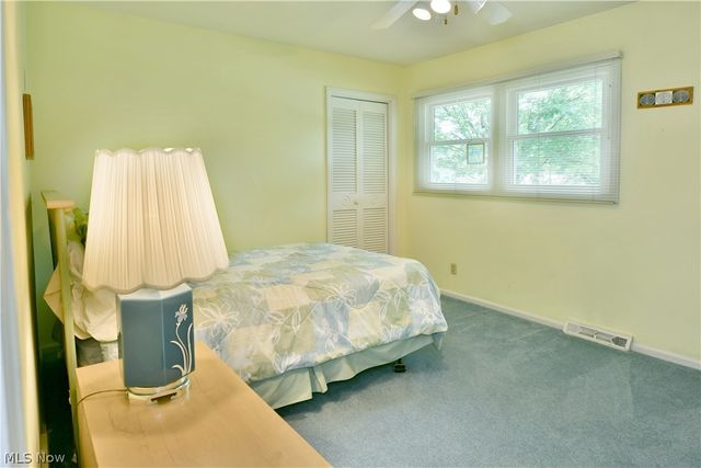 5841 Sampson Drive, Girard, OH 44420