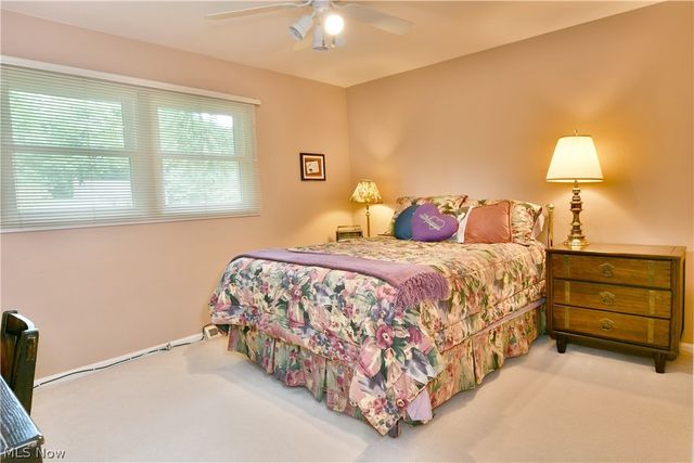 5841 Sampson Drive, Girard, OH 44420