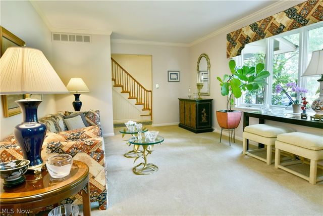 5841 Sampson Drive, Girard, OH 44420