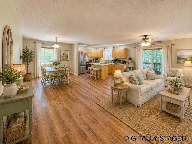 557 Grayce Lane, Hiawassee, GA 30546