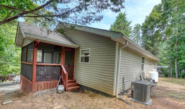 557 Grayce Lane, Hiawassee, GA 30546