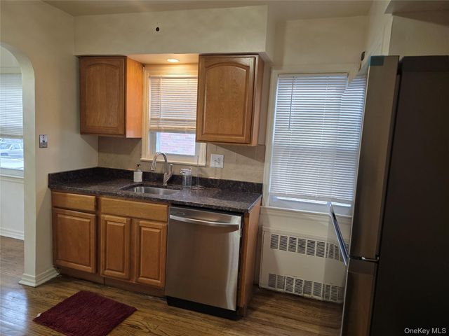57-35 Parsons Boulevard House, Fresh Meadows, NY 11365