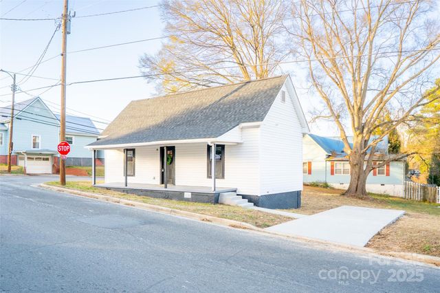 748 Efird Street, Albemarle, NC 28001