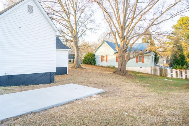 748 Efird Street, Albemarle, NC 28001