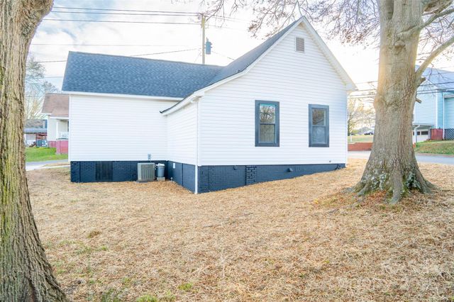 748 Efird Street, Albemarle, NC 28001