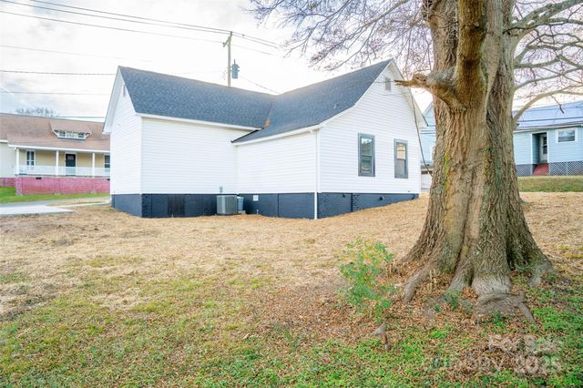 748 Efird Street, Albemarle, NC 28001