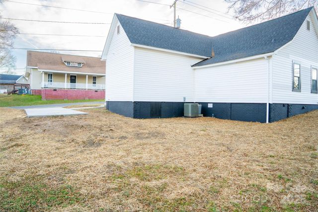 748 Efird Street, Albemarle, NC 28001