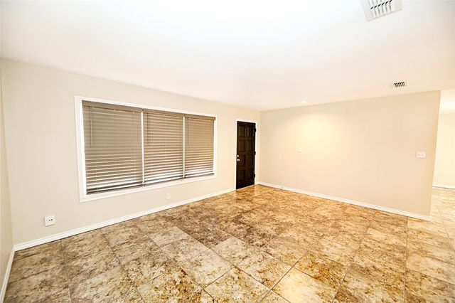 1403 Hulme Street, Bowie, TX 76230